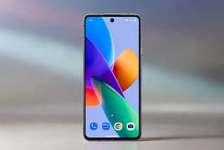 Android 16 features overview on a Pixel phone showing Material 3 Expressive UI