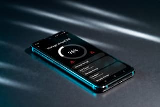 Android phone showing full storage warning screen