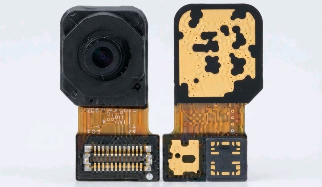Motorola Edge 70 Pro camera module