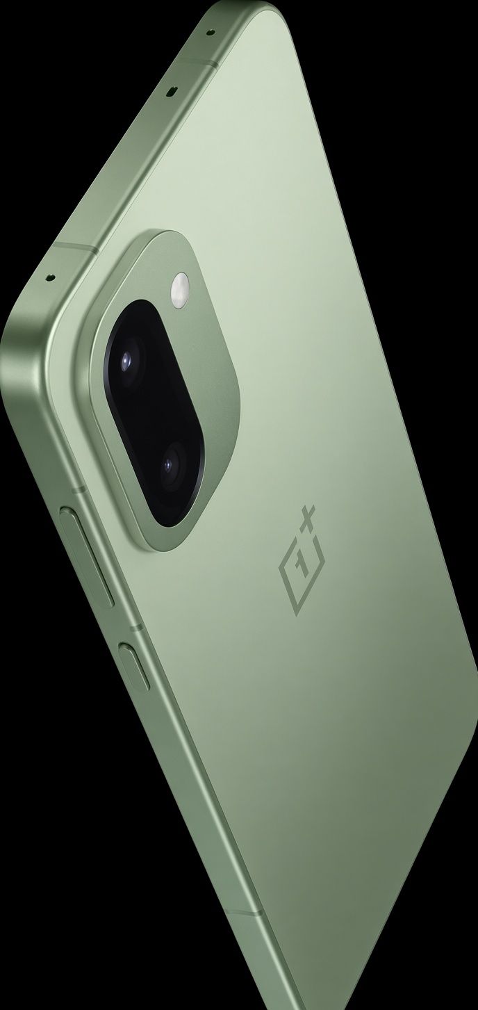 OnePlus 15R with 7400mAh battery