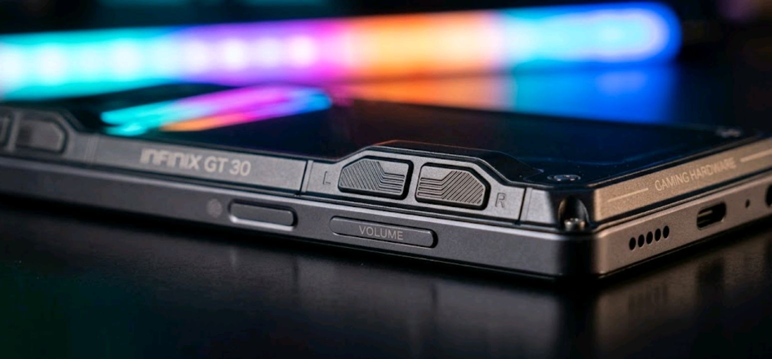Infinix GT 30 shoulder trigger zone and RGB LED strip