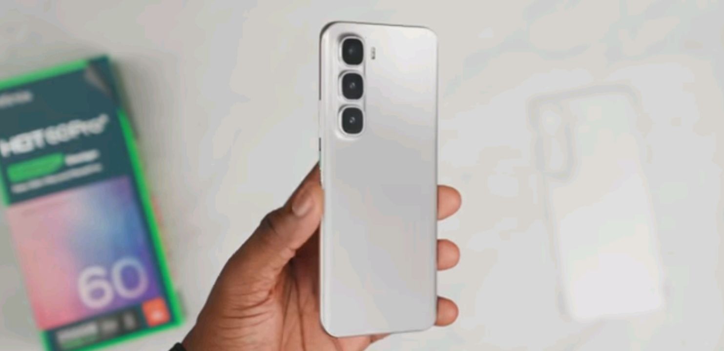 Infinix Hot 60 Pro plus rear camera design