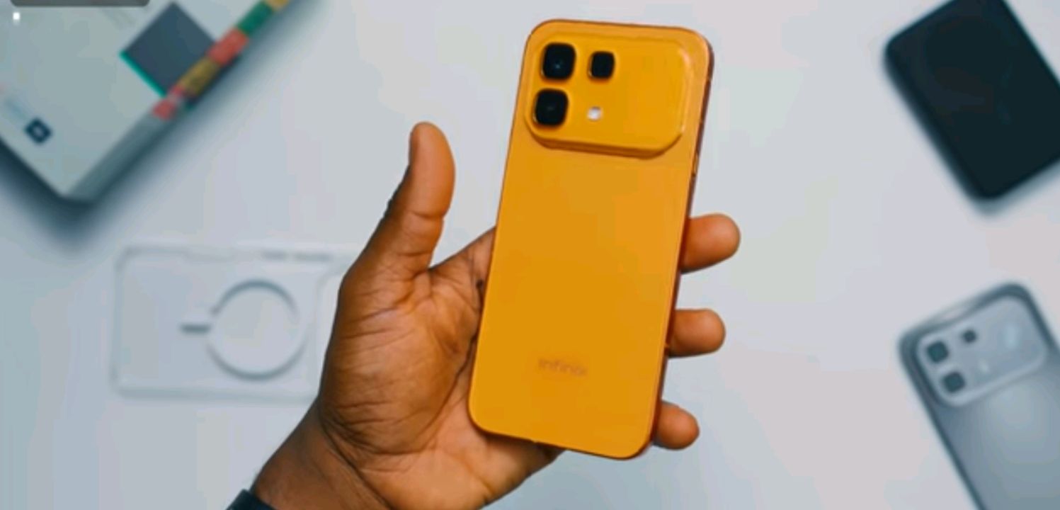 Infinix Note 60 in Mist Titanium color