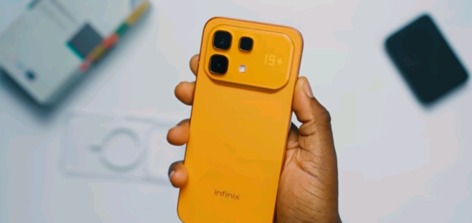 Infinix Note 60 Pro AMOLED display showing COD Mobile gameplay
