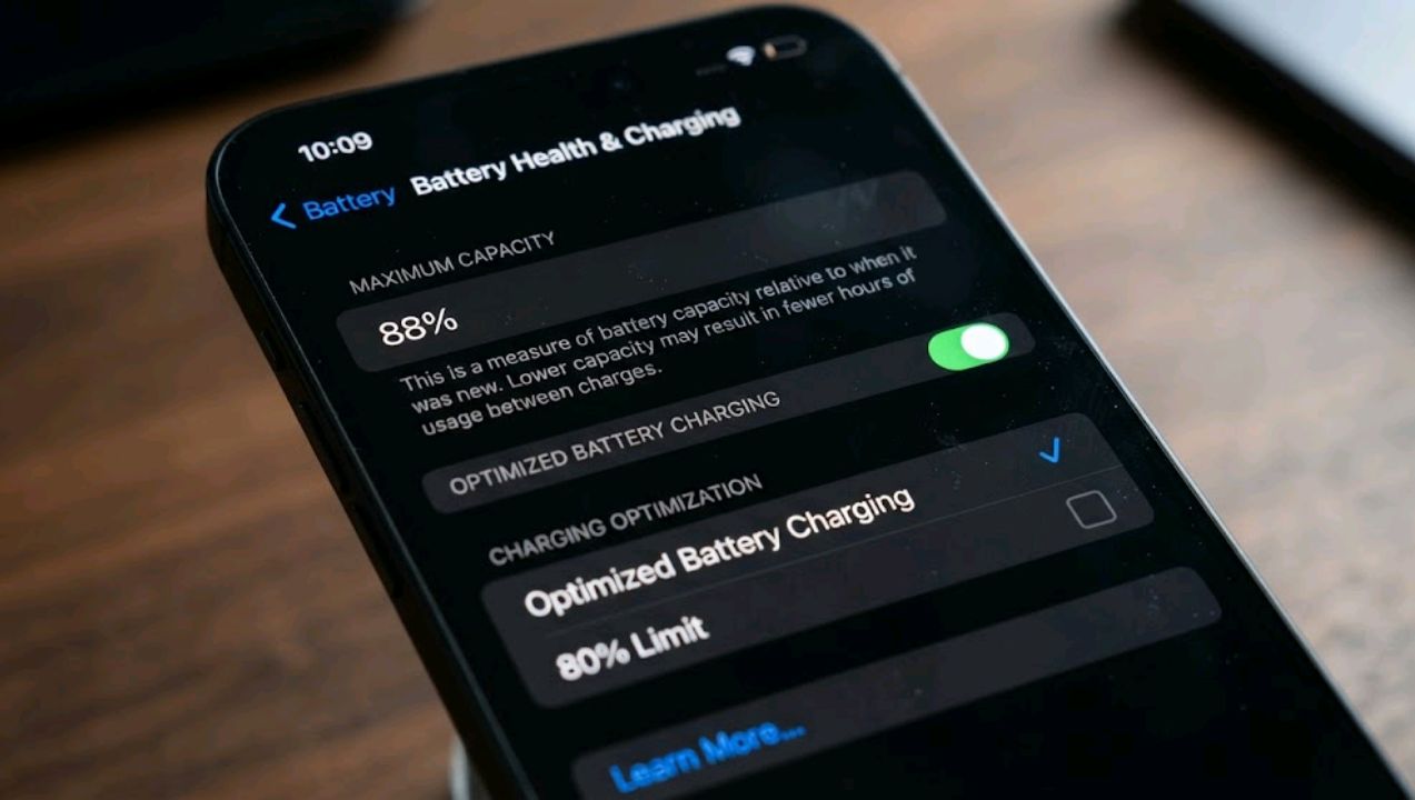 iPhone 13 Pro Max Battery Health screen showing maximum capacity percentage