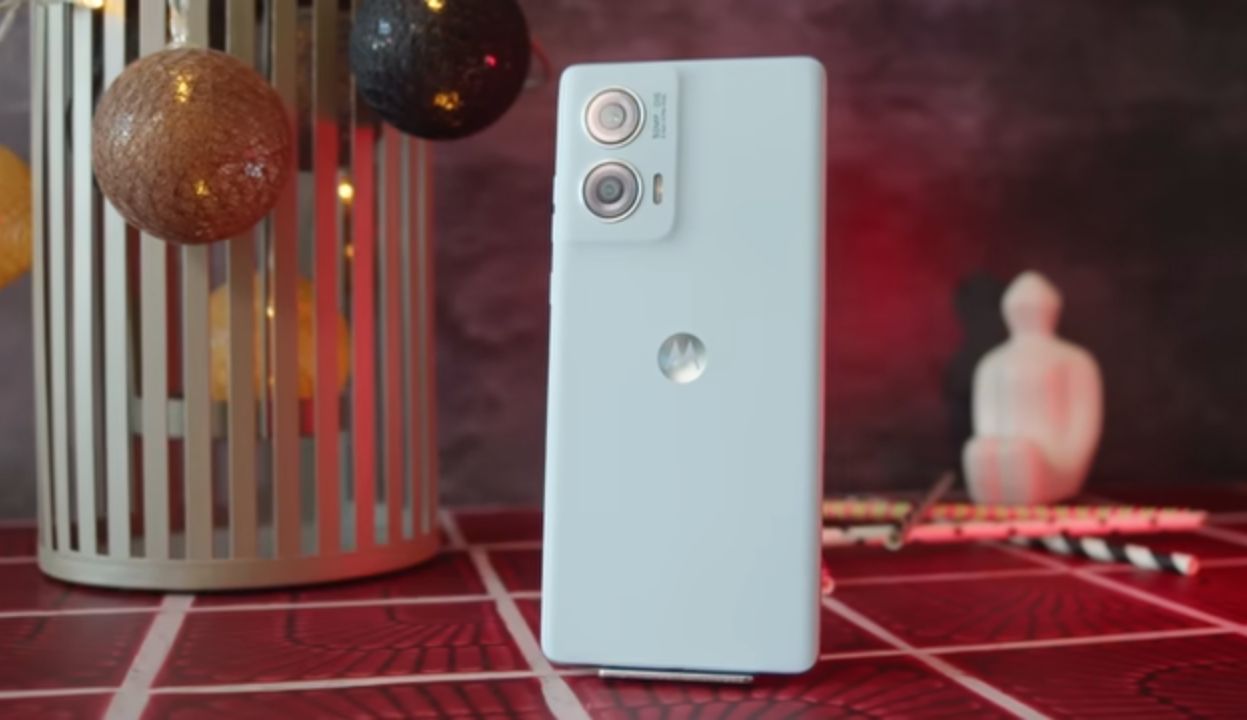 Motorola Edge 50 Fusion in Marshmallow Blue with a curved pOLED display