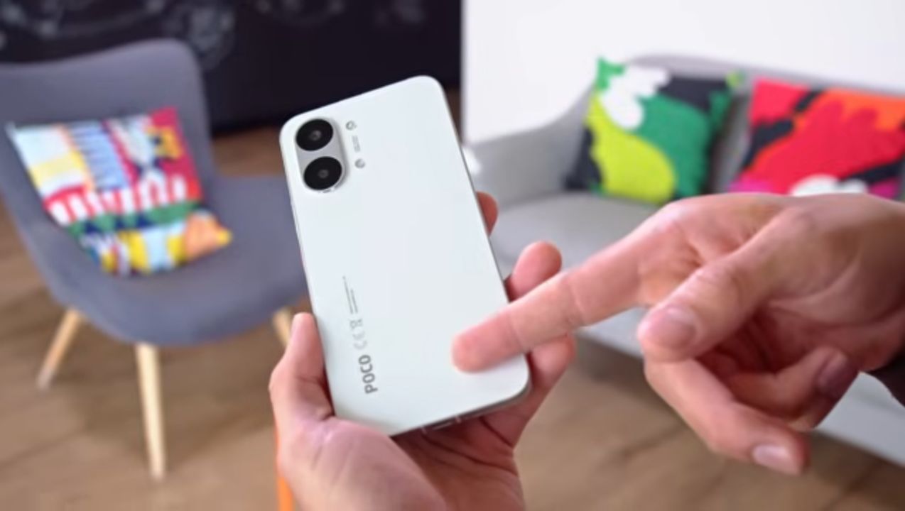 POCO X8 Pro Max back panel with 8500mAh battery badge