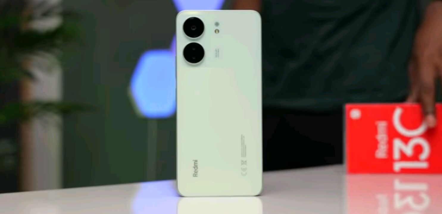 Redmi 13C showing its 50MP camera and USB-C charging port