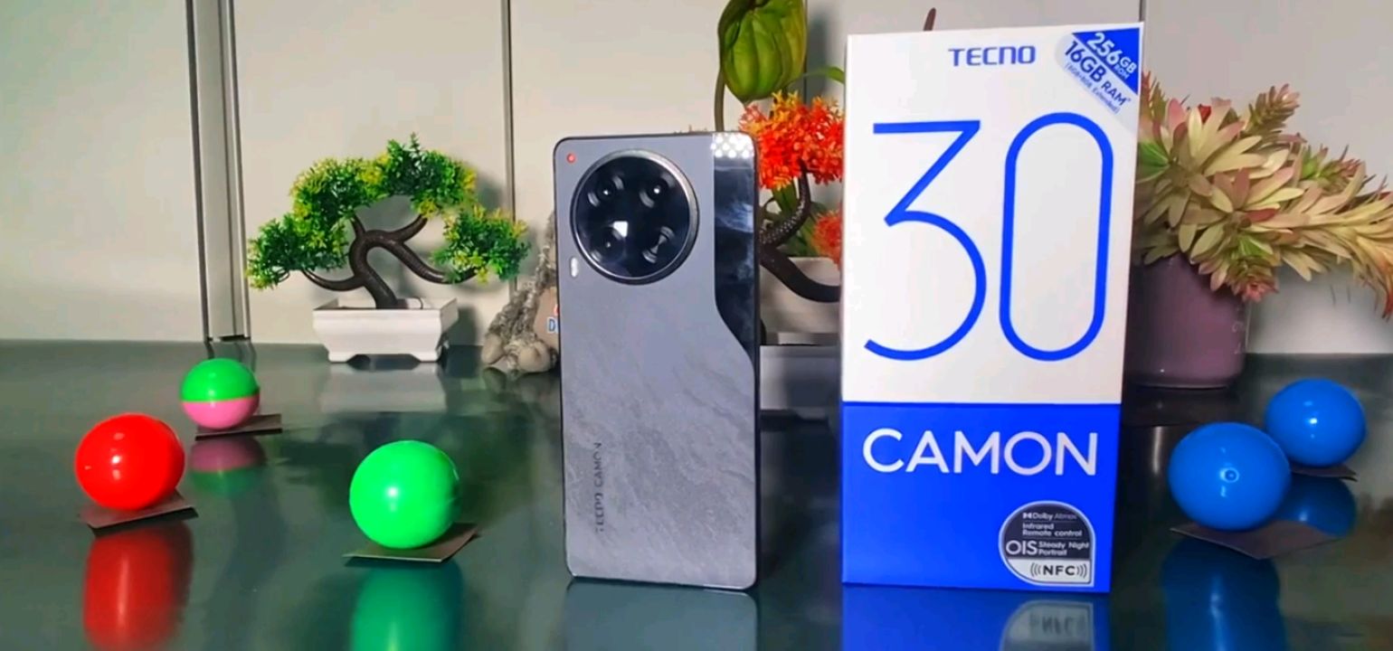 TECNO Camon 30 4G smartphone AMOLED display and rear camera