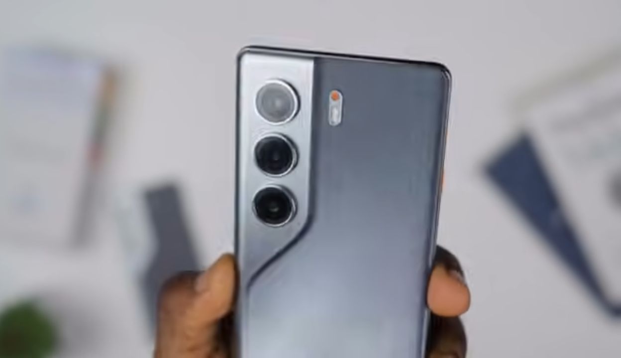 Tecno Camon 40 Pro rear camera module close-up