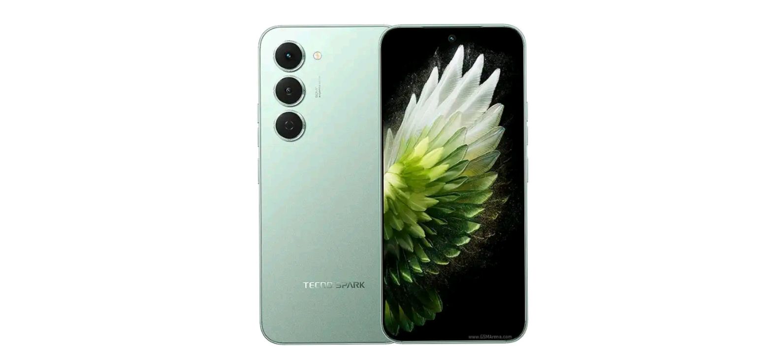 Tecno Spark 40 Pro AMOLED display in sunlight